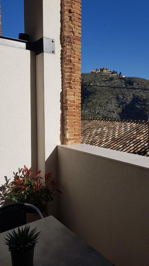 Loft Mariola - Apartamento En El Centro Historico Bocairent Luaran gambar